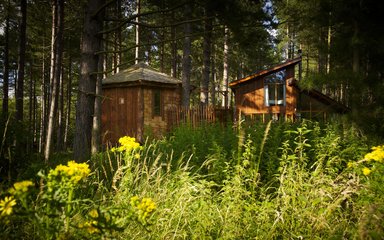 A Forest Holidays cabin at Sherwood Pines