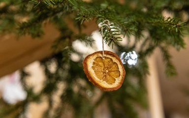 Sustainable Christmas tree decorations