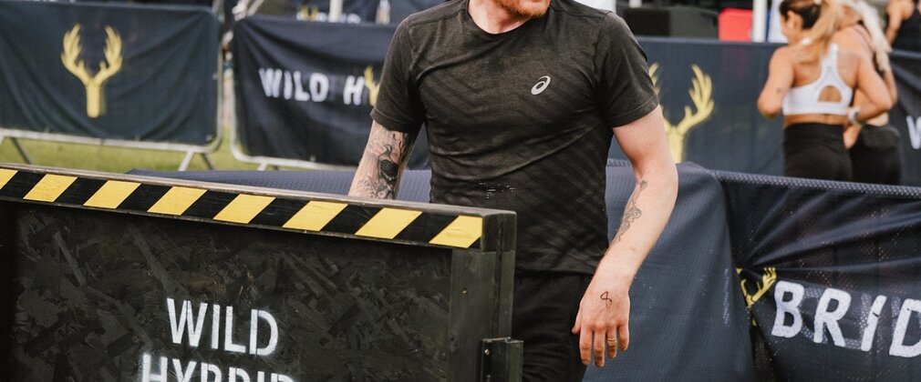 Man competes in wild hyrbid event