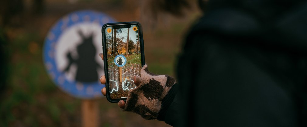 Woman using Zog app 
