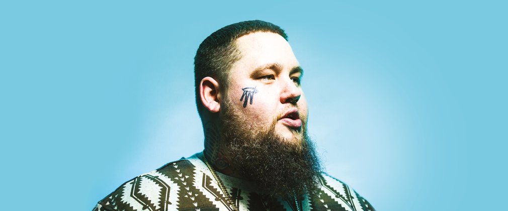 Side profile photograph of Rag'n'Bone Man