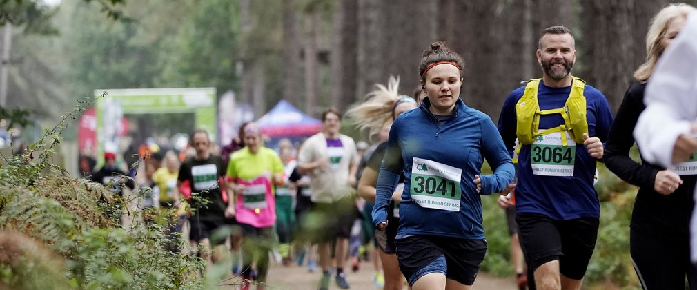 People running at Forest Runner event