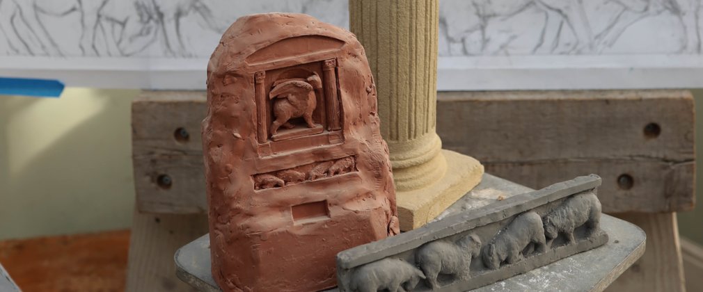 Small maquettes in clay for Dalby Aedicula