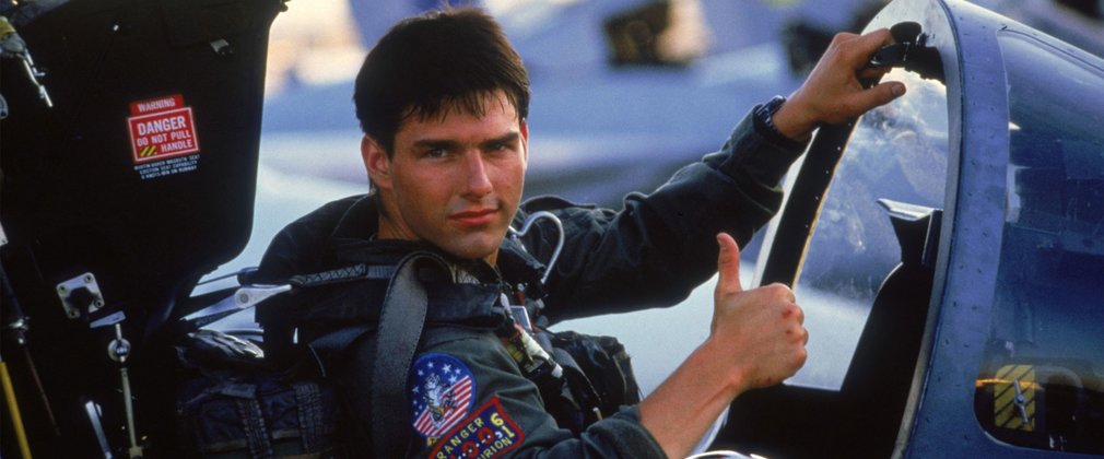 Tom Cruise in ready to fly a high speed jet in Top Gun