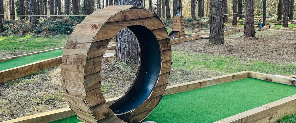 Adventure golf in the woods