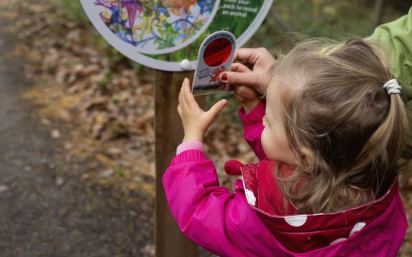 Zog Trail Reveal Panel