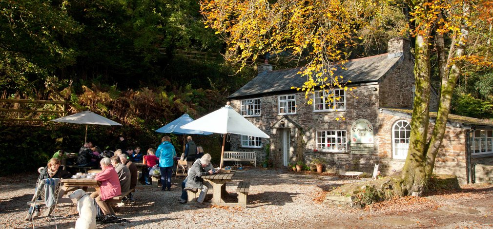 Cardinham Cafe in the sunshine