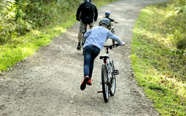 Family biking in Fineshade Woods