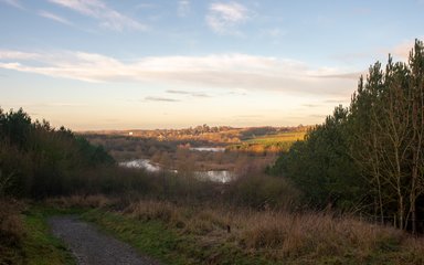 Sence valley path at sunset