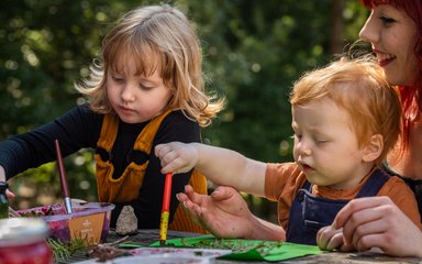 Forest learning and painting activities