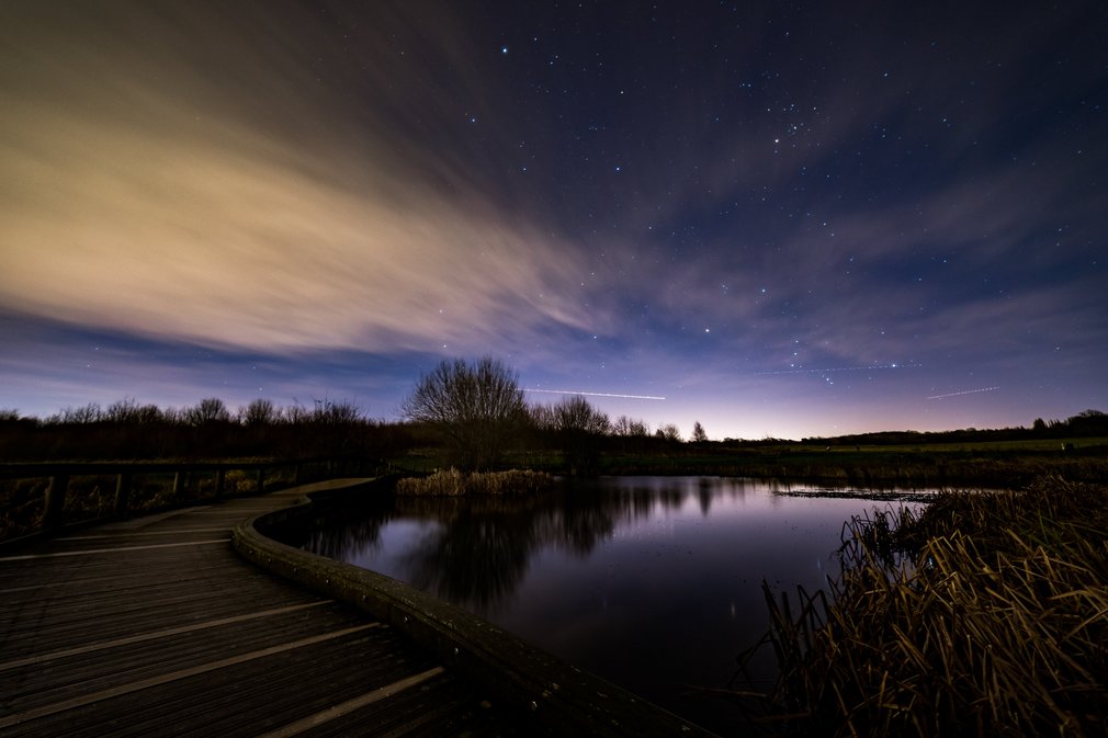 Jeskyns at dusk, with the light reflecting off Henhurst Lake.